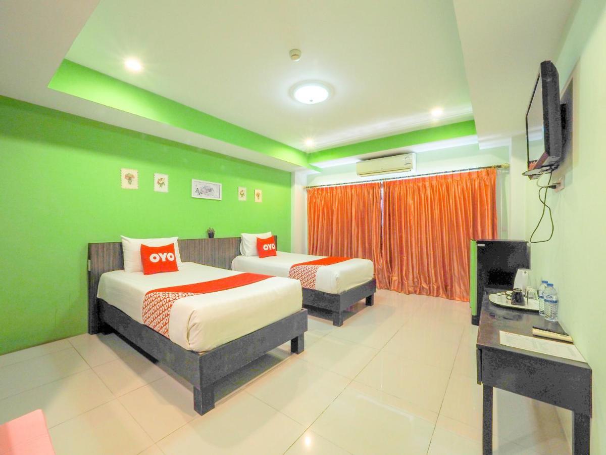 Oyo 75367 Ud Pattaya Hotel Bang Lamung Dış mekan fotoğraf