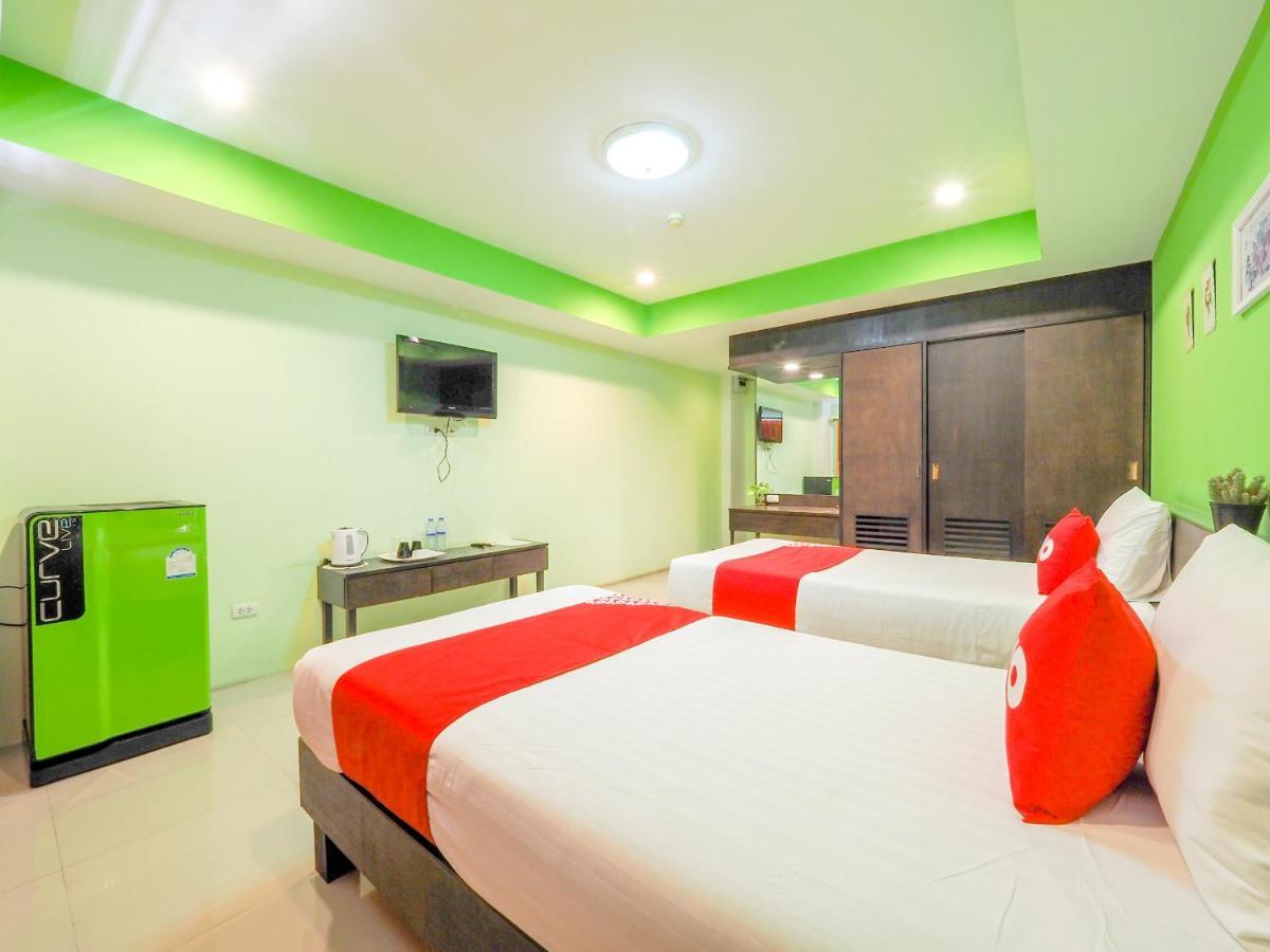 Oyo 75367 Ud Pattaya Hotel Bang Lamung Dış mekan fotoğraf