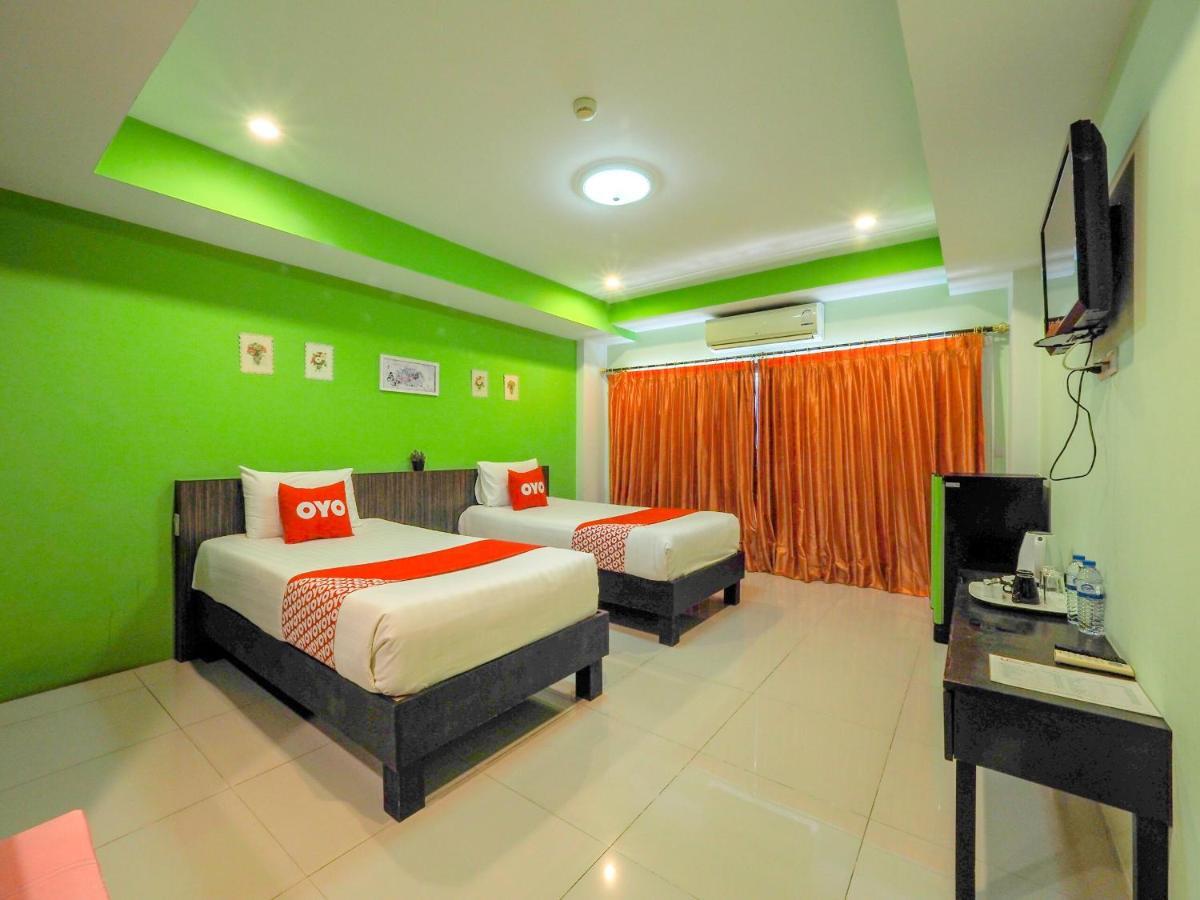 Oyo 75367 Ud Pattaya Hotel Bang Lamung Dış mekan fotoğraf