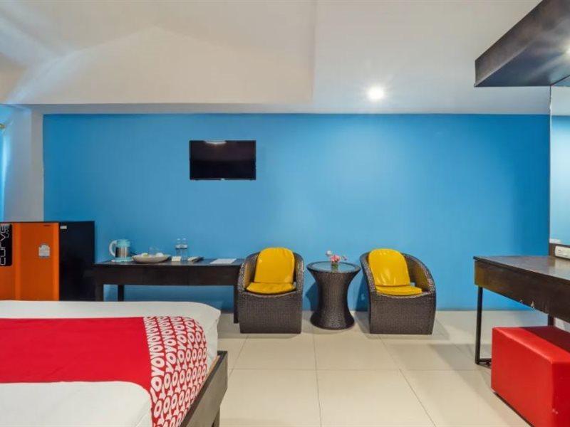 Oyo 75367 Ud Pattaya Hotel Bang Lamung Dış mekan fotoğraf