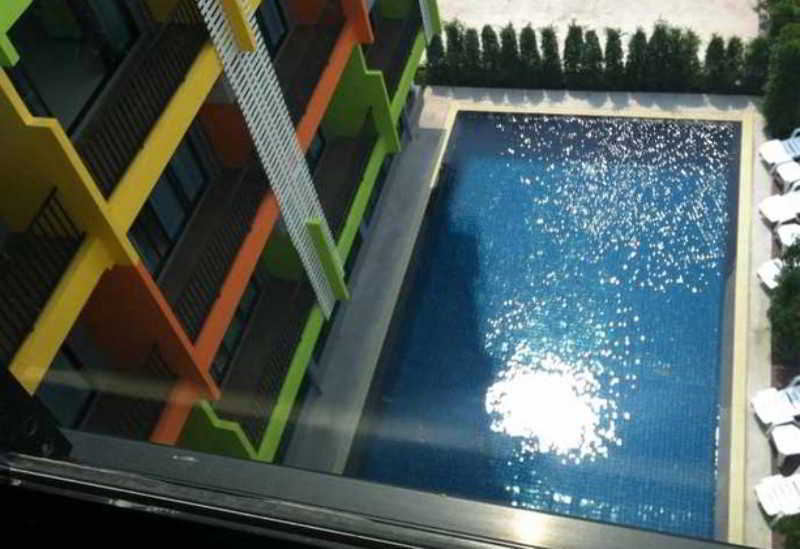 Oyo 75367 Ud Pattaya Hotel Bang Lamung Dış mekan fotoğraf