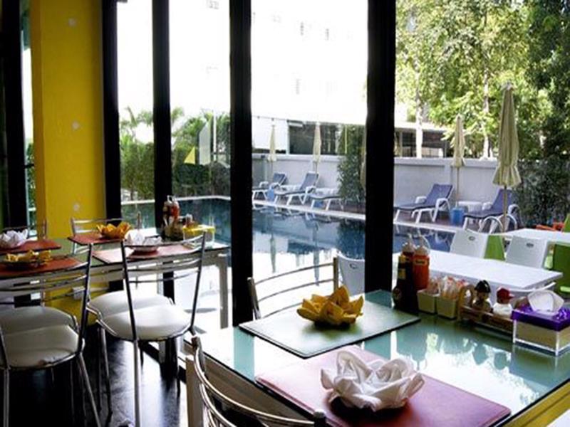 Oyo 75367 Ud Pattaya Hotel Bang Lamung Dış mekan fotoğraf