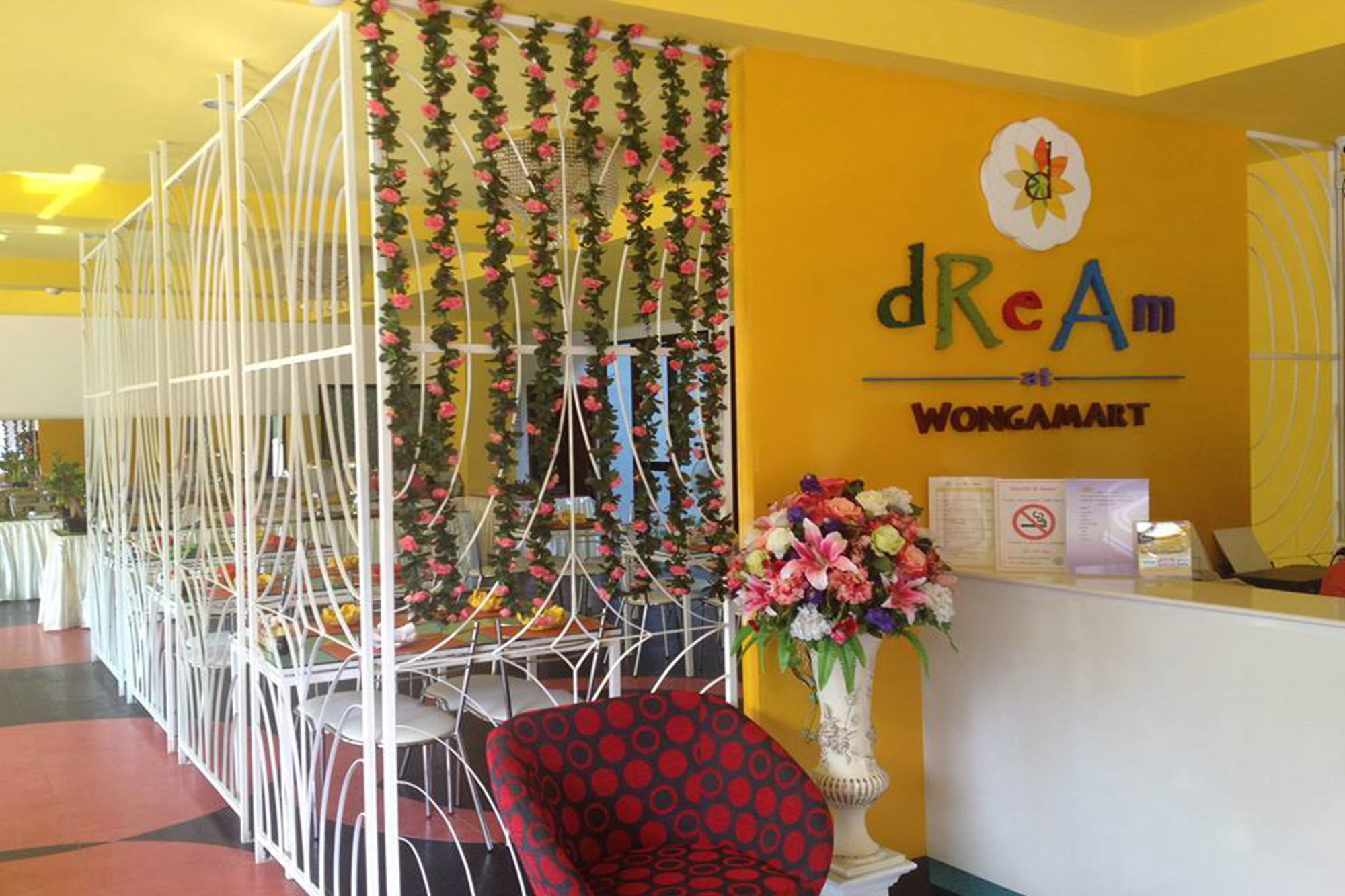 Oyo 75367 Ud Pattaya Hotel Bang Lamung Dış mekan fotoğraf