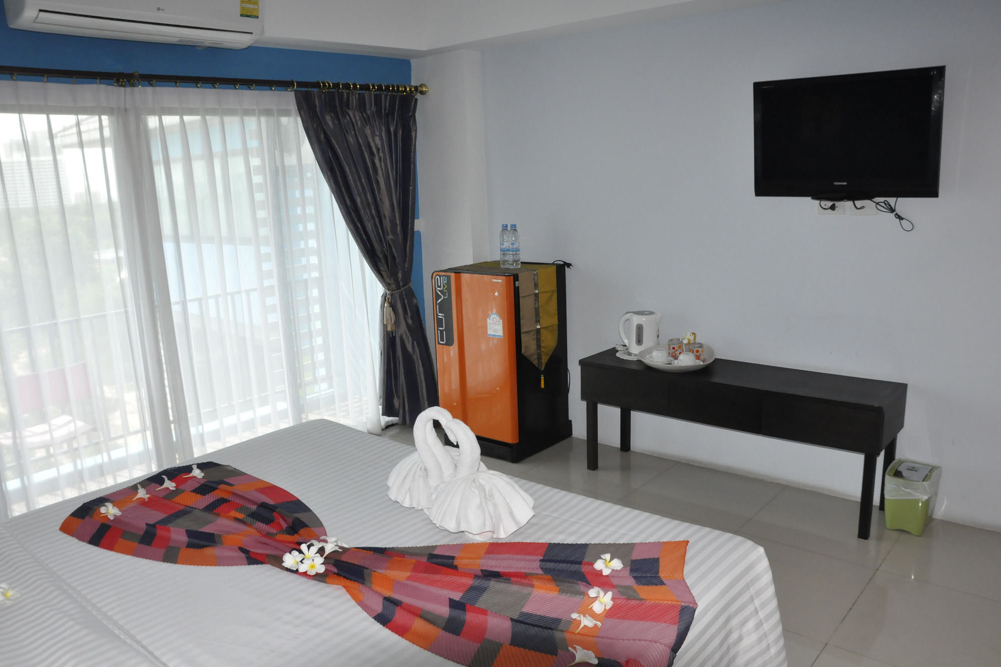 Oyo 75367 Ud Pattaya Hotel Bang Lamung Dış mekan fotoğraf
